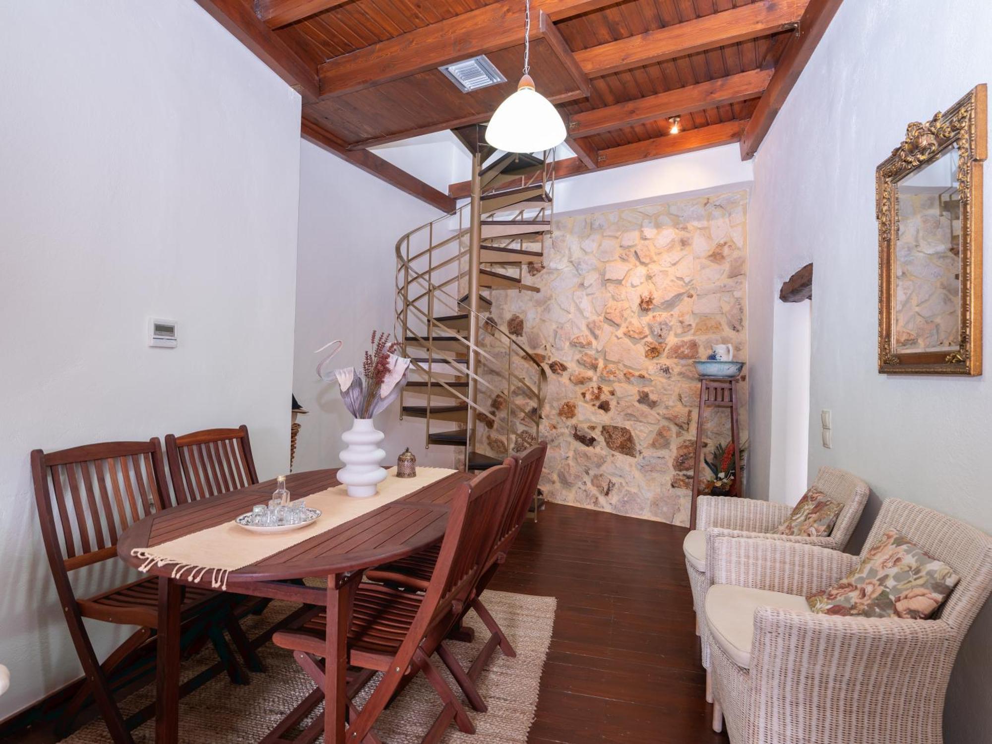 Ornus Traditional House Orne Exterior photo