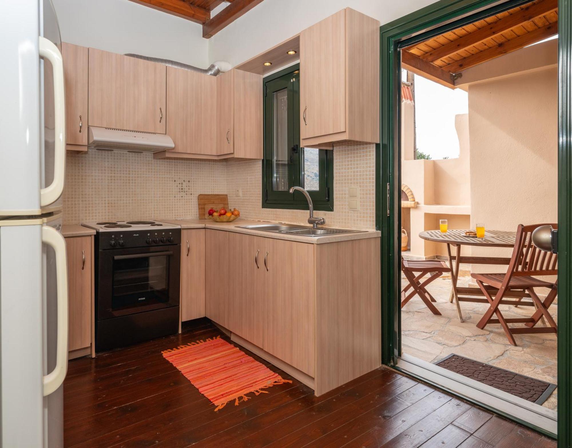 Ornus Traditional House Orne Exterior photo